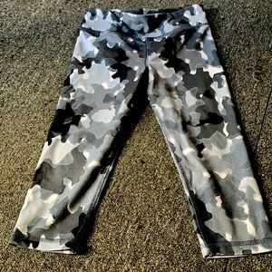 Jumping Beans athletic Capri